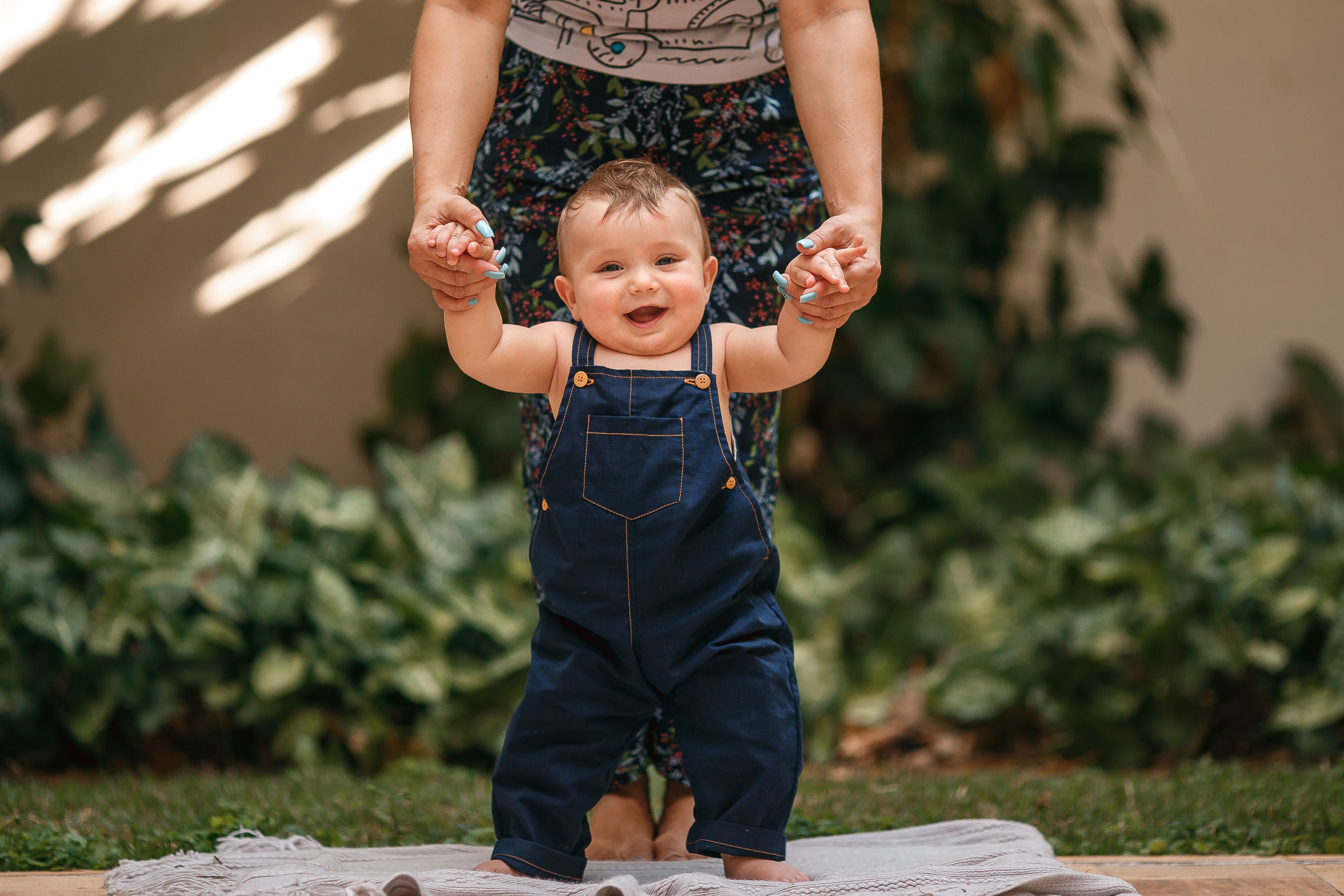 Les étapes du développement de bébé la première année