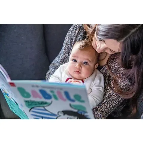 Babille Pour lire et jouer avec son bébé Dès la naissance
