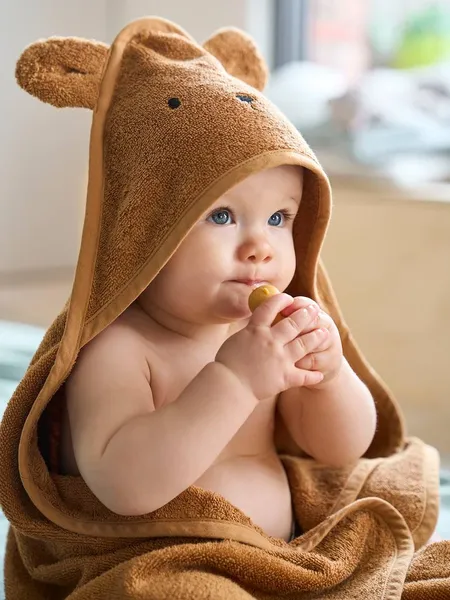 Cape de bain + gant de toilette BIO* - caramel