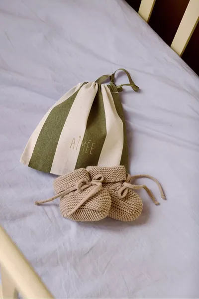 Suzon le chausson en maille tricoté pour bébé
